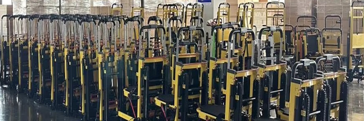 Motorized-stair-climbing-dolly